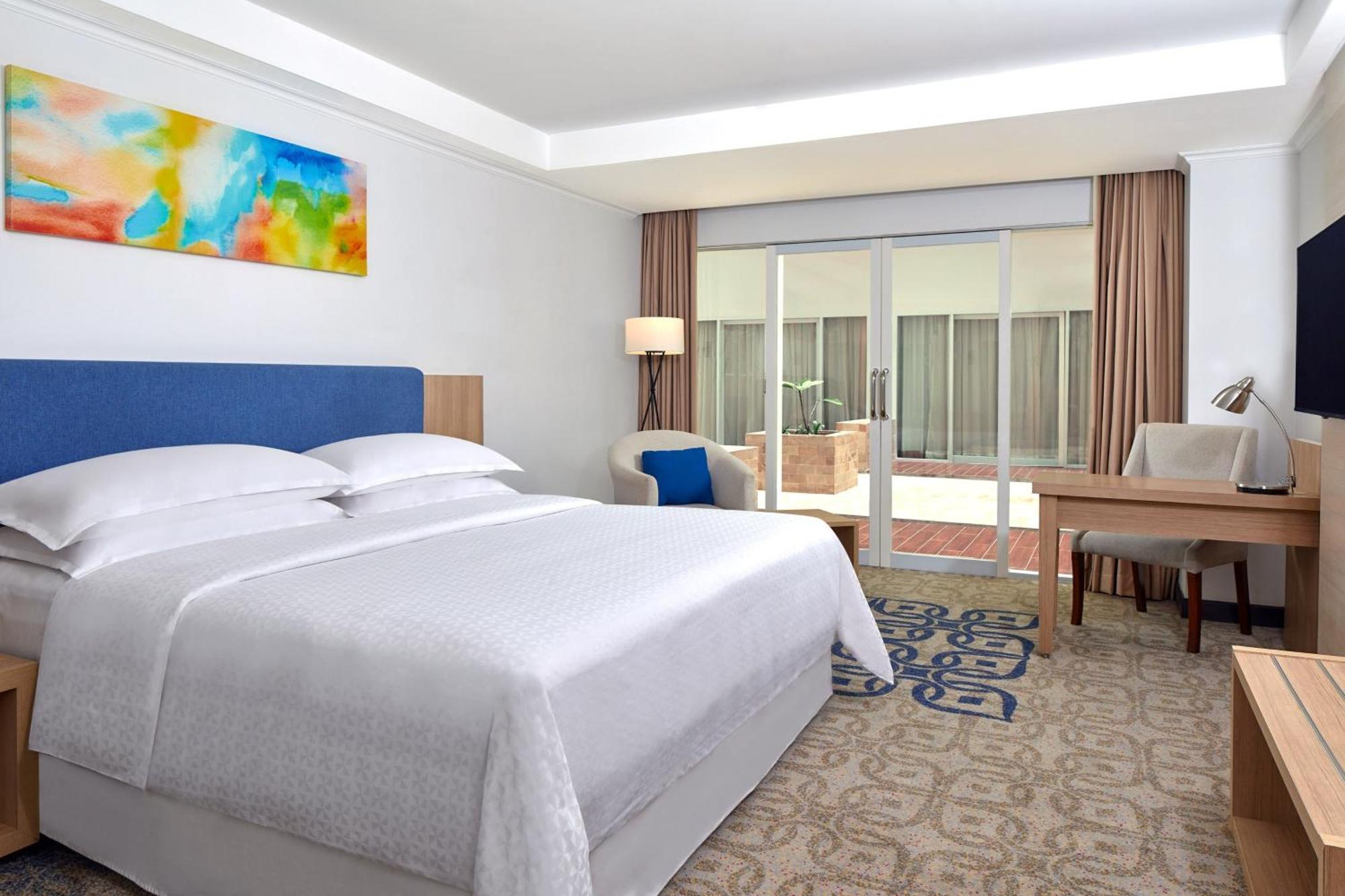 Four Points By Sheraton Macasar Exterior foto
