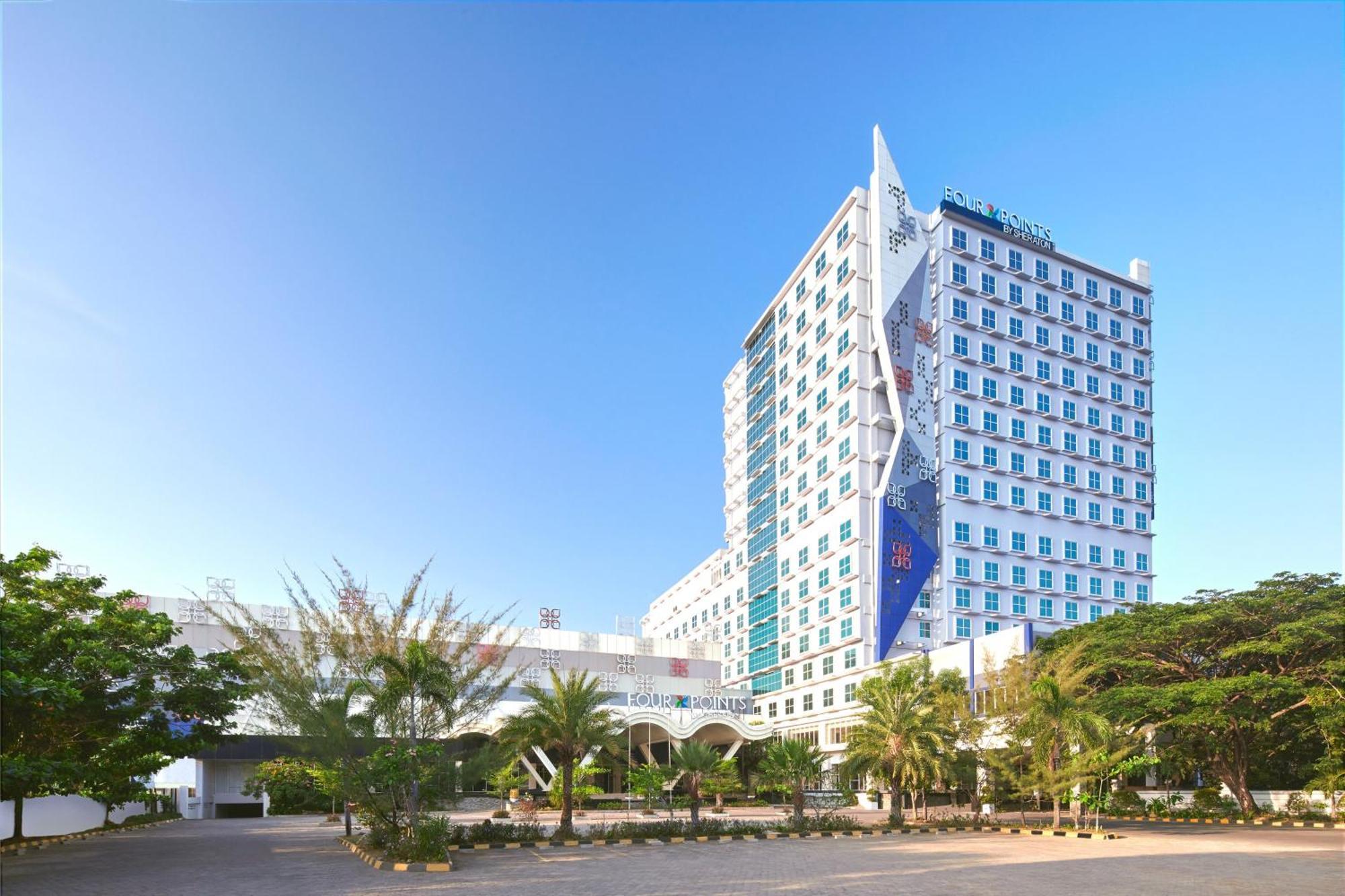 Four Points By Sheraton Macasar Exterior foto